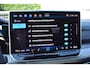 Volkswagen Golf Life Edition eHybrid | 'App-Connect' draadloze smartphone integratie | Achterbank in ongelijke delen neerklapbaar incl. middenarmsteun en doorlaadmogelijkheid | Afstandscontrolesysteem (Front Assist)