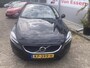 Volvo V40 2.0 T3 Momentum Navi, bleutooth, lichtmetaal