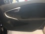 Volvo V40 2.0 T3 Momentum Navi, bleutooth, lichtmetaal