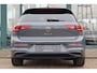 Volkswagen Golf Life Edition eHybrid | 'App-Connect' draadloze smartphone integratie | Achterbank in ongelijke delen neerklapbaar incl. middenarmsteun en doorlaadmogelijkheid | Afstandscontrolesysteem (Front Assist)