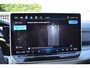 Volkswagen Golf Life Edition eHybrid | 'App-Connect' draadloze smartphone integratie | Achterbank in ongelijke delen neerklapbaar incl. middenarmsteun en doorlaadmogelijkheid | Afstandscontrolesysteem (Front Assist)