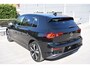 Volkswagen Golf Life Edition eHybrid | 'App-Connect' draadloze smartphone integratie | Achterbank in ongelijke delen neerklapbaar incl. middenarmsteun en doorlaadmogelijkheid | Afstandscontrolesysteem (Front Assist)