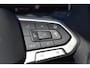 Volkswagen Golf Life Edition eHybrid | 'App-Connect' draadloze smartphone integratie | Achterbank in ongelijke delen neerklapbaar incl. middenarmsteun en doorlaadmogelijkheid | Afstandscontrolesysteem (Front Assist)
