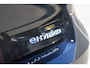 Volkswagen Golf Life Edition eHybrid | 'App-Connect' draadloze smartphone integratie | Achterbank in ongelijke delen neerklapbaar incl. middenarmsteun en doorlaadmogelijkheid | Afstandscontrolesysteem (Front Assist)