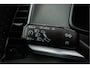 Skoda Karoq 1.0 TSI Business Edition Plus Trekhaak/ Camera/ Navigatie/ Carplay/ Climate control/ Elek. achterklep