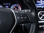 Mercedes-Benz A-klasse 180 Ambition Sport (NAVI,PDC,CLIMATE,CRUISE,LED,BLACK EDITION,BLUETOOTH,SPORTSTOELEN,LM VELGEN,NETTE STAAT)