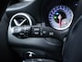 Mercedes-Benz A-klasse 180 Ambition Sport (NAVI,PDC,CLIMATE,CRUISE,LED,BLACK EDITION,BLUETOOTH,SPORTSTOELEN,LM VELGEN,NETTE STAAT)