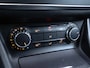 Mercedes-Benz A-klasse 180 Ambition Sport (NAVI,PDC,CLIMATE,CRUISE,LED,BLACK EDITION,BLUETOOTH,SPORTSTOELEN,LM VELGEN,NETTE STAAT)