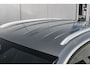 Volkswagen T-Roc R-Line First Edition | 'App-Connect' draadloze smartphone integratie | 30,5 cm display met 2D en 3D weergave | Automatische afstandsregeling (Adaptive Cruise Control)