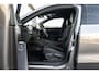 Volkswagen T-Roc R-Line First Edition | 'App-Connect' draadloze smartphone integratie | 30,5 cm display met 2D en 3D weergave | Automatische afstandsregeling (Adaptive Cruise Control)
