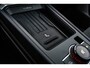 Volkswagen T-Roc R-Line First Edition | 'App-Connect' draadloze smartphone integratie | 30,5 cm display met 2D en 3D weergave | Automatische afstandsregeling (Adaptive Cruise Control)