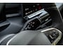 Volkswagen T-Roc R-Line First Edition | 'App-Connect' draadloze smartphone integratie | 30,5 cm display met 2D en 3D weergave | Automatische afstandsregeling (Adaptive Cruise Control)