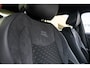 Volkswagen T-Roc R-Line First Edition | 'App-Connect' draadloze smartphone integratie | 30,5 cm display met 2D en 3D weergave | Automatische afstandsregeling (Adaptive Cruise Control)