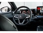 Volkswagen T-Roc R-Line First Edition | 'App-Connect' draadloze smartphone integratie | 30,5 cm display met 2D en 3D weergave | Automatische afstandsregeling (Adaptive Cruise Control)
