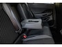 Volkswagen T-Roc R-Line First Edition | 'App-Connect' draadloze smartphone integratie | 30,5 cm display met 2D en 3D weergave | Automatische afstandsregeling (Adaptive Cruise Control)