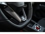 Volkswagen T-Roc R-Line First Edition | 'App-Connect' draadloze smartphone integratie | 30,5 cm display met 2D en 3D weergave | Automatische afstandsregeling (Adaptive Cruise Control)