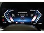 BMW iX1 xDrive30 M Sport [ Panorama Stuur-&Stoelverwarming Navi Camera Apple/Android ]