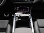 Audi Q8 e-tron 55 quattro S Edition 115 kWh 408 PK | S-line | Automaat | Navigatie | Camera | Panoramadak | Lichtmetalen velgen |