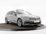 Volkswagen Passat Variant 1.4 TSI 218pk DSG PHEV GTE Business · Panoramadak · Camera · Inklap. Trekhaak · Keyless · Stoelverwarming · Apple/Android Car Play · Massagefunctie Bestuurdersstoel ·