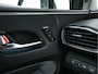 Hyundai Santa Fe 1.6 T-GDI HEV Premium Sky (Face-lift) (INCL-BTW) *PANO | LEATHER | FULL-LED | ADAPTIVE-CRUISE | BLINDSPOT | MEMORY-PACK | DIGI-COCKPIT | SHIFTPADDLES | PRIVACYGLASS | NAVI-FULLMAP | HEAD-UP |19''ALU*