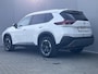 Nissan X-Trail 1.5 e-Power Tekna Automaat / Fabrieksgarantie tot 03-2028 / Navigatie / Lederen Bekleding / Stoel- en Stuurverwarming / Verwarmde Voorruit / Elektrische Kofferbak / Elektrisch Verstelbare Stoelen met Geheugen / 18" LM wielen + All Season banden /