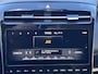 Hyundai Tucson 1.6 T-GDI HEV 230pk Comfort / Fabrieksgarantie tot 02-2028 / Dealer onderhouden / 1.650kg trekgewicht / Navigatie / Achteruitrijcamera / Apple Carplay Android / 17" LM wielen /