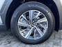 Hyundai Tucson 1.6 T-GDI HEV 230pk Comfort / Fabrieksgarantie tot 02-2028 / Dealer onderhouden / 1.650kg trekgewicht / Navigatie / Achteruitrijcamera / Apple Carplay Android / 17" LM wielen /