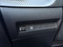 Peugeot e-208 Style EV 3-FASEN 50kWh 136pk | KEYLESS ENTRY | STOELVERW. | 16" LM-VELGEN | PARKEERHULP | NAVI | APPLE CARPLAY / ANDROID AUTO
