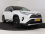 Toyota RAV4 2.5 Hybrid AWD Bi-Tone | 360 camera | Camera binnenspiegel | JBL | Elektrische achterklep | Elektrisch Verstelbare stoel | Stoelverwarming | Apple CarPlay/Android Auto | Cruise Control Adaptive | Parkeersensoren