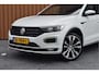Volkswagen T-Roc 1.5 TSI 150pk DSG R-line Black style Pano | Trekhaak | Beats | 19"