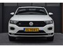 Volkswagen T-Roc 1.5 TSI 150pk DSG R-line Black style Pano | Trekhaak | Beats | 19"