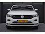 Volkswagen T-Roc 1.5 TSI 150pk DSG R-line Black style Pano | Trekhaak | Beats | 19"