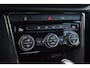 Volkswagen T-Roc 1.5 TSI 150pk DSG R-line Black style Pano | Trekhaak | Beats | 19"