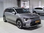 Kia Niro EV DynamicPlusLine 64.8 kWh Trekhaak, Stoel en Stuur verwarming, Schuif kantel dak, Dashcam. Klasse 3 alarm