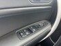 BMW 1-Serie 118i High Executive M Sport Shadow / Cruise Control / M-stuur / Apple Carplay&Android Auto / Led Koplampen / Electronic Climate Control / Voorstoelen Verwarmd / Navigatie / Parkeersensoren Voor&Achter / Hifi Speakers