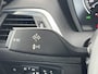 BMW 1-Serie 118i High Executive M Sport Shadow / Cruise Control / M-stuur / Apple Carplay&Android Auto / Led Koplampen / Electronic Climate Control / Voorstoelen Verwarmd / Navigatie / Parkeersensoren Voor&Achter / Hifi Speakers