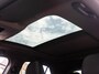Volkswagen T-Roc 1.5 TSI R-Line - panorama - trekhaak - camera - black style - stuur+stoelverwarming - App connect - Keyless
