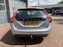 Volvo V60 2.0 D3 Momentum Bj 2012 Navi,trekhaak,clima,16inch,cv 164pk
