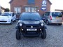 AIXAM Mega e-Scouty Black Edition Apple carplay, Achteruitrijcamera, GT stoelen, Centrale deurvergrendeling, Lichtmetalen velgen