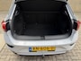 Volkswagen T-Roc 1.5 TSI 150pk R-line | Panoramadak | Virtueel cockpit | Adaptieve cruise | Lane assist | Trekhaak afneembaar | 19 inch velgen | Apple CarPlay | Navigatie | Camera | Elektrische achterklep | Keyless | LED | DAB | Volledig onderhouden