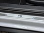Volkswagen T-Roc 1.5 TSI 150pk R-line | Panoramadak | Virtueel cockpit | Adaptieve cruise | Lane assist | Trekhaak afneembaar | 19 inch velgen | Apple CarPlay | Navigatie | Camera | Elektrische achterklep | Keyless | LED | DAB | Volledig onderhouden