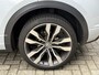 Volkswagen T-Roc 1.5 TSI 150pk R-line | Panoramadak | Virtueel cockpit | Adaptieve cruise | Lane assist | Trekhaak afneembaar | 19 inch velgen | Apple CarPlay | Navigatie | Camera | Elektrische achterklep | Keyless | LED | DAB | Volledig onderhouden