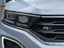 Volkswagen T-Roc 1.5 TSI 150pk R-line | Panoramadak | Virtueel cockpit | Adaptieve cruise | Lane assist | Trekhaak afneembaar | 19 inch velgen | Apple CarPlay | Navigatie | Camera | Elektrische achterklep | Keyless | LED | DAB | Volledig onderhouden