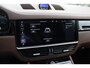 Porsche Cayenne 3.0 E-Hybrid / Trekhaak / Panoramadak / 360Camera / Softclose / Bose / 21'' / Luchtvering / Sportdesign+Chrono / Keyless / CarPlay / Stoelverwarming / Dodehoek / DAB / Cruise Control