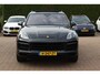 Porsche Cayenne 3.0 E-Hybrid / Trekhaak / Panoramadak / 360Camera / Softclose / Bose / 21'' / Luchtvering / Sportdesign+Chrono / Keyless / CarPlay / Stoelverwarming / Dodehoek / DAB / Cruise Control