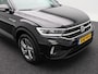 Volkswagen T-Roc 1.5 TSi 150 Pk Automaat R-Line Business | Trekhaak | Stoelverwarming | Camera | Adaptive Cruise | Carplay | Navigatie | 17 Inch | 20.604 Km !!