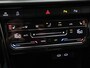 Volkswagen T-Roc 1.5 TSi 150 Pk Automaat R-Line Business | Trekhaak | Stoelverwarming | Camera | Adaptive Cruise | Carplay | Navigatie | 17 Inch | 20.604 Km !!