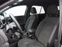 Volkswagen T-Roc 1.5 TSi 150 Pk Automaat R-Line Business | Trekhaak | Stoelverwarming | Camera | Adaptive Cruise | Carplay | Navigatie | 17 Inch | 20.604 Km !!
