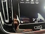Volvo XC40 2.0 T4 Inscription | Trekhaak | Stoelverwarming | Parkeer camera | BLIS | Leder | Parkeersensoren | Cruise control | Metallic lak |