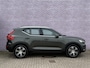 Volvo XC40 2.0 T4 Inscription | Trekhaak | Stoelverwarming | Parkeer camera | BLIS | Leder | Parkeersensoren | Cruise control | Metallic lak |